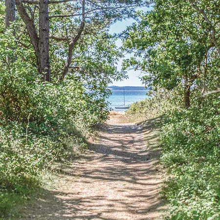 Four-Bedroom Holiday Home In Ebeltoft * Ebeltoft