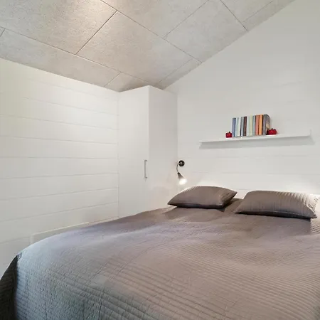 Four-Bedroom Holiday Home In Ebeltoft Semesterbostad *