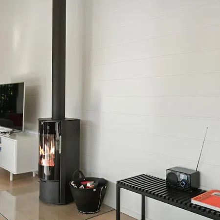 度假居 Four-Bedroom Holiday Home In Ebeltoft